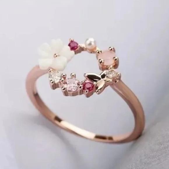 New 18K Rose Gold Flower Butterfly Circle Ring, cute Ring, shiny Ring. - Picture 5 of 5